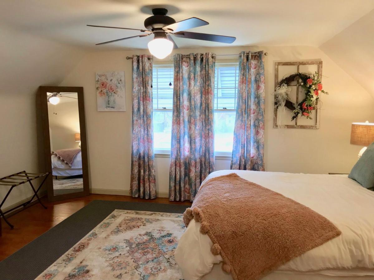 The Little Italy Of Niagara Falls Bed & Breakfast エクステリア 写真